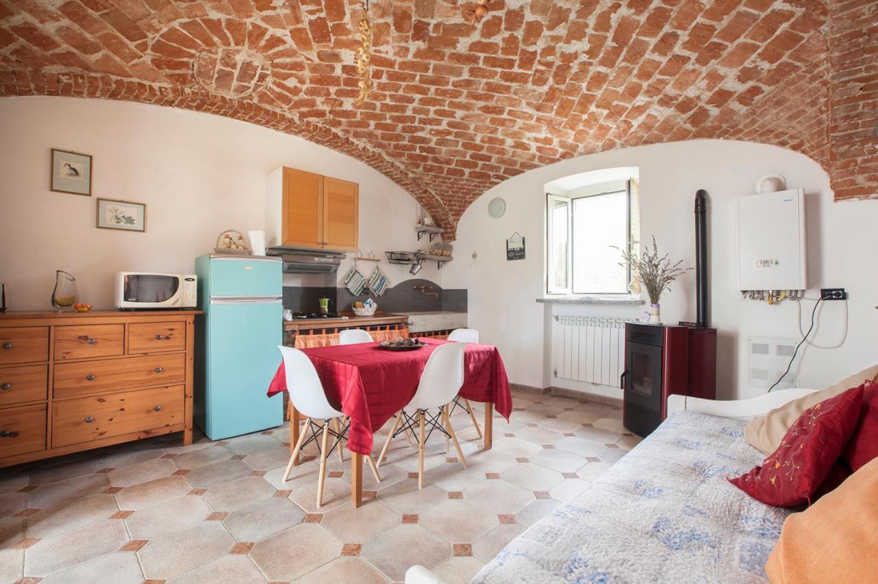 Cascina Belvedere Quargnento ภายนอก รูปภาพ