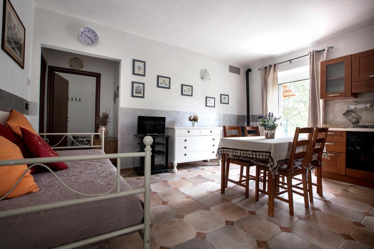 Cascina Belvedere Quargnento ภายนอก รูปภาพ