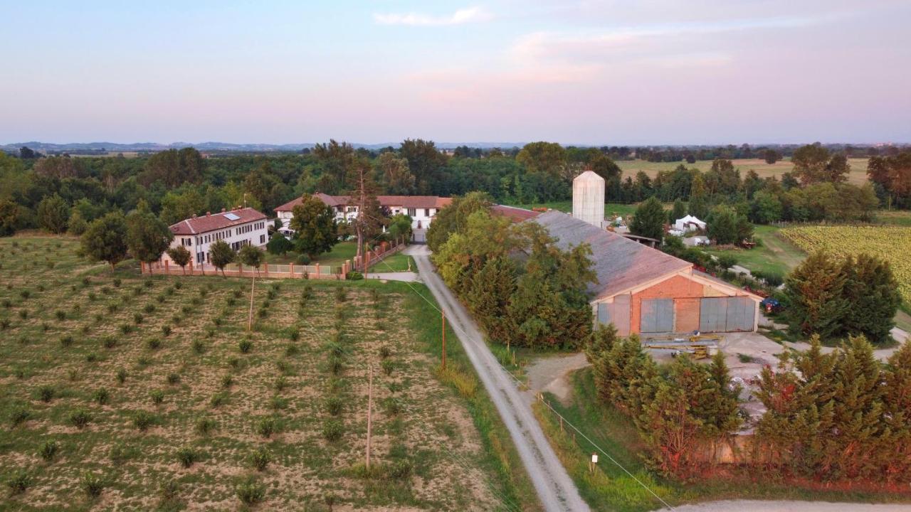 Cascina Belvedere Quargnento ภายนอก รูปภาพ