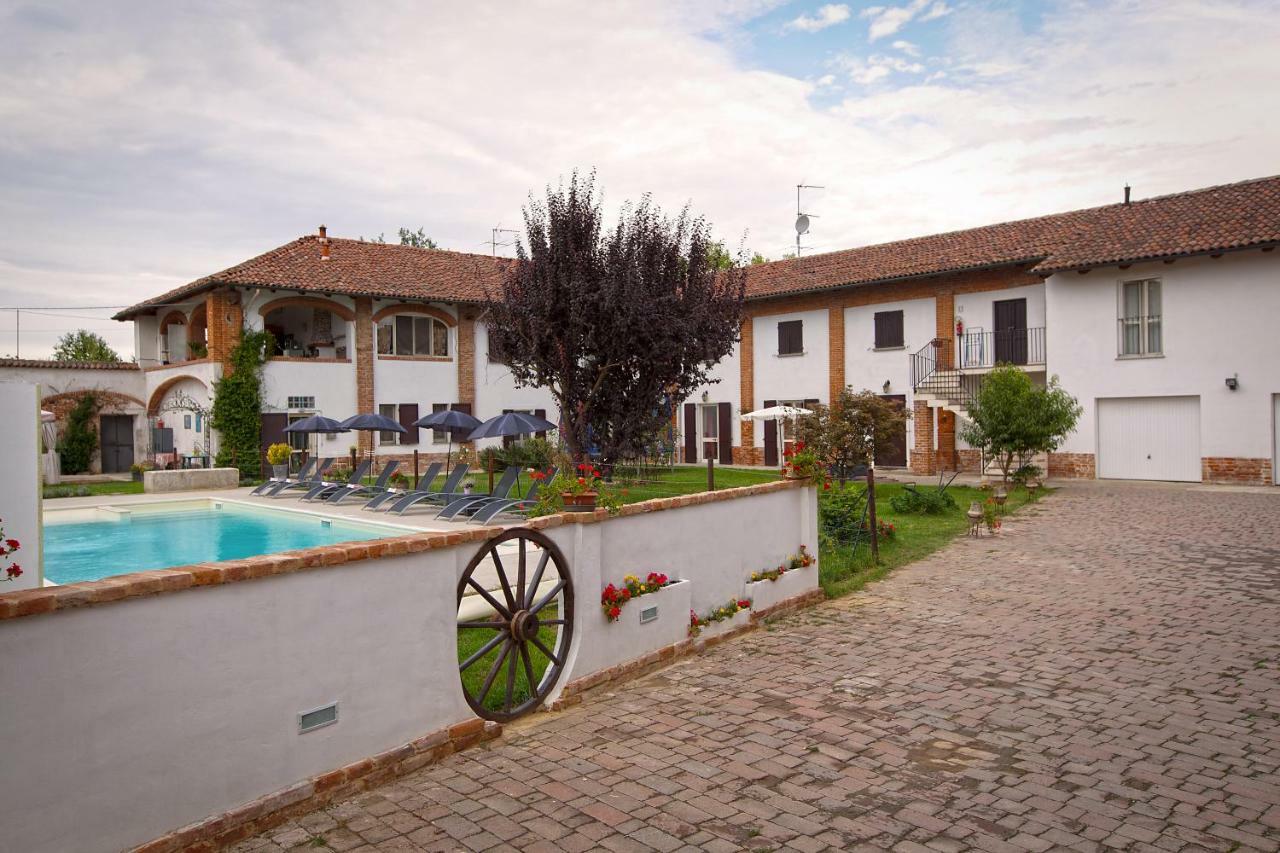 Cascina Belvedere Quargnento ภายนอก รูปภาพ
